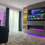 The Exclusive Jacuzzi Apartment