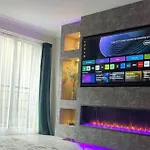 The Exclusive Jacuzzi Apartment