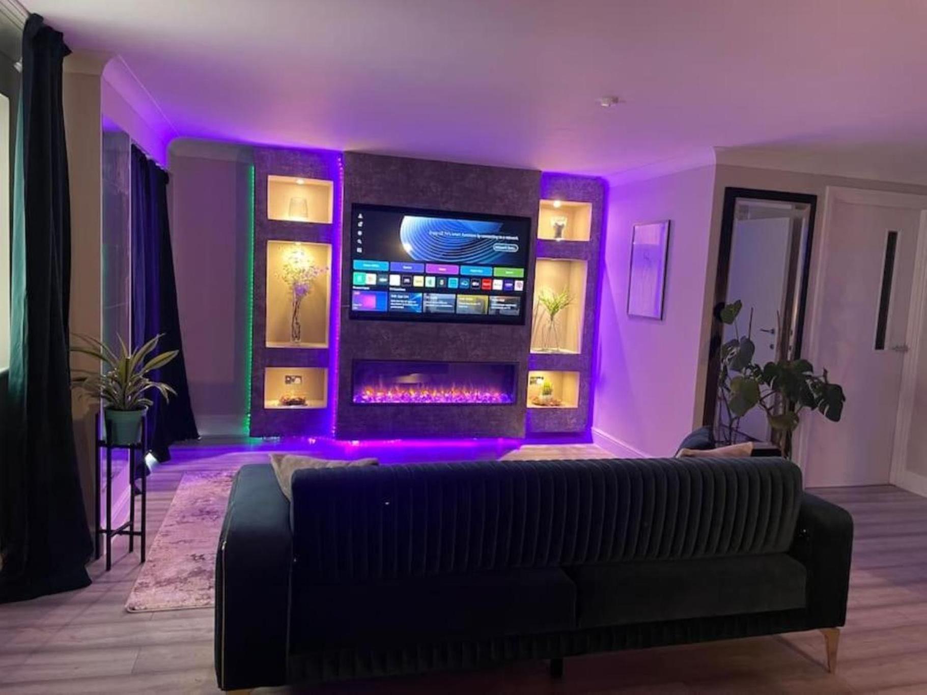 The Exclusive Jacuzzi Apartment Birmingham